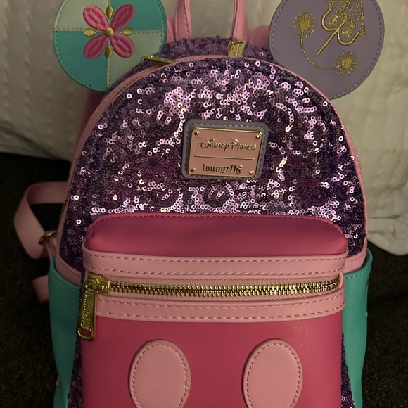 It’s A Small World Loungefly Trio - Picture 7 of 16